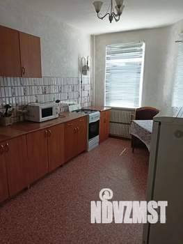 1-к квартира, посуточно, 40м2, 10/10 этаж