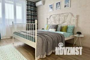 1-к квартира, посуточно, 40м2, 21/25 этаж