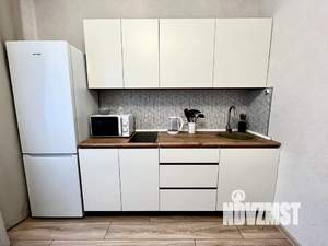 1-к квартира, посуточно, 40м2, 7/18 этаж