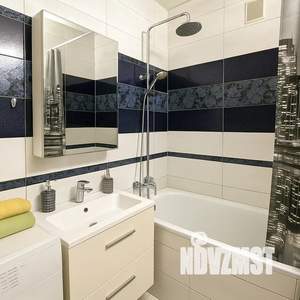 1-к квартира, посуточно, 43м2, 16/18 этаж