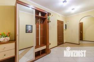 1-к квартира, посуточно, 82м2, 1/1 этаж