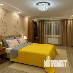 1-к квартира, посуточно, 55м2, 9/25 этаж