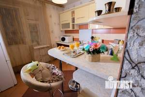 1-к квартира, посуточно, 42м2, 9/9 этаж