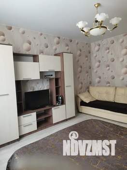 1-к квартира, посуточно, 49м2, 2/18 этаж