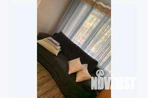 2-к квартира, посуточно, 40м2, 2/5 этаж