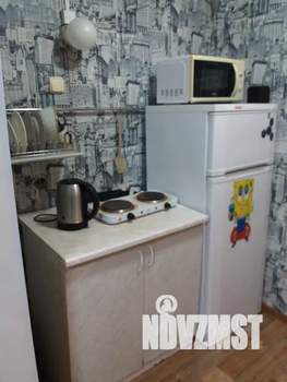 Студия квартира, посуточно, 18м2, 1/5 этаж