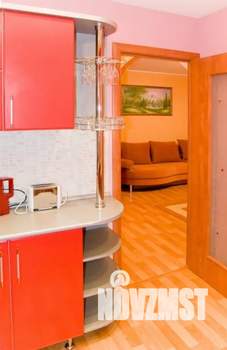 2-к квартира, посуточно, 45м2, 3/5 этаж