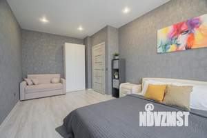 1-к квартира, посуточно, 38м2, 18/18 этаж