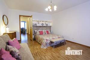 1-к квартира, посуточно, 47м2, 1/1 этаж