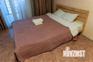 1-к квартира, посуточно, 35м2, 13/16 этаж