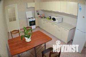 3-к квартира, посуточно, 97м2, 7/15 этаж