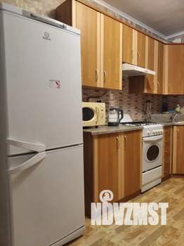 1-к квартира, посуточно, 51м2, 5/10 этаж