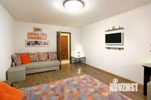 1-к квартира, посуточно, 42м2, 3/9 этаж