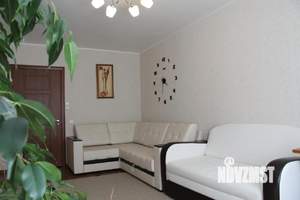 2-к квартира, посуточно, 54м2, 1/1 этаж