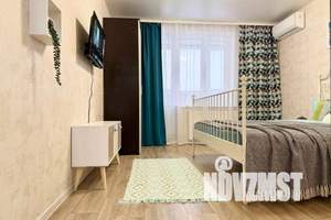 1-к квартира, посуточно, 40м2, 21/25 этаж