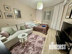 1-к квартира, посуточно, 37м2, 1/1 этаж