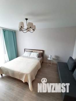 1-к квартира, посуточно, 35м2, 1/15 этаж