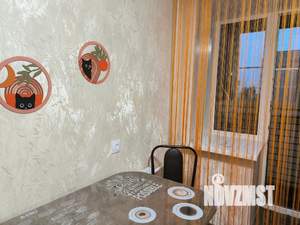 1-к квартира, посуточно, 38м2, 8/10 этаж