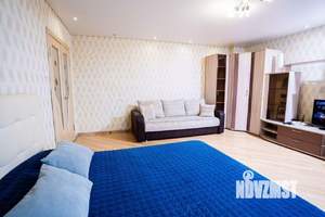 2-к квартира, посуточно, 79м2, 1/1 этаж