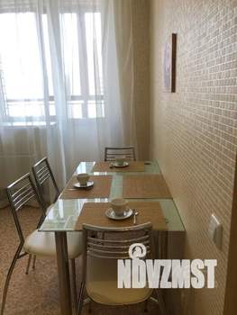 1-к квартира, посуточно, 35м2, 12/17 этаж