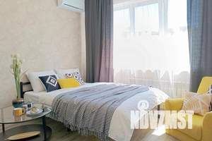 1-к квартира, посуточно, 39м2, 8/18 этаж