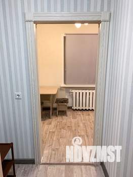 Студия квартира, посуточно, 27м2, 1/5 этаж