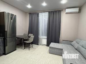Студия квартира, посуточно, 28м2, 6/15 этаж