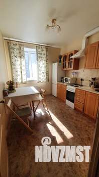 2-к квартира, посуточно, 55м2, 4/17 этаж