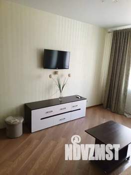 1-к квартира, посуточно, 43м2, 7/17 этаж