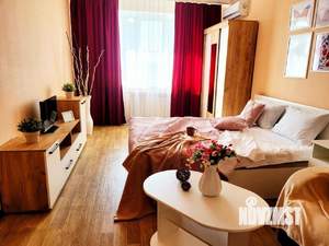 1-к квартира, посуточно, 45м2, 1/1 этаж