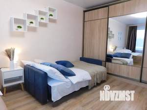 1-к квартира, посуточно, 35м2, 2/17 этаж