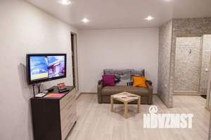 1-к квартира, посуточно, 35м2, 3/5 этаж