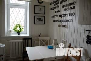 2-к квартира, посуточно, 54м2, 2/2 этаж