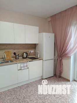 1-к квартира, посуточно, 38м2, 5/15 этаж