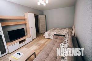 1-к квартира, посуточно, 40м2, 3/25 этаж