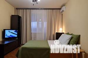 1-к квартира, посуточно, 41м2, 7/10 этаж