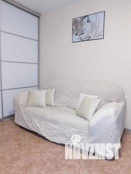 1-к квартира, посуточно, 35м2, 13/16 этаж