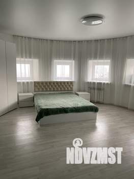 Студия квартира, посуточно, 55м2, 10/11 этаж