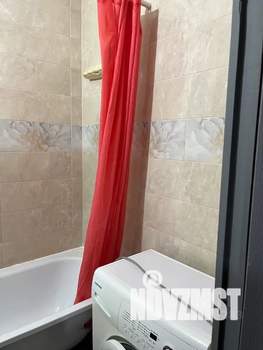 1-к квартира, посуточно, 40м2, 7/10 этаж