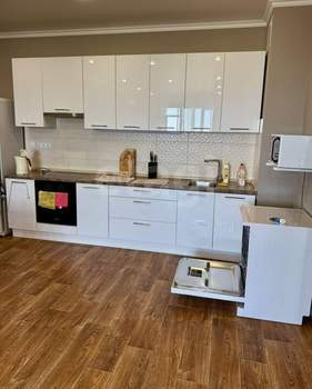3-к квартира, на длительный срок, 110м2, 11/17 этаж
