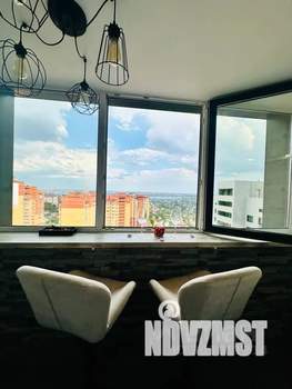 1-к квартира, посуточно, 40м2, 21/27 этаж