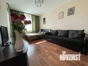 1-к квартира, посуточно, 38м2, 6/16 этаж