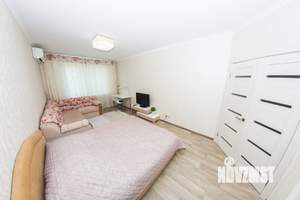 1-к квартира, посуточно, 41м2, 4/15 этаж