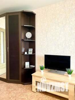 1-к квартира, посуточно, 40м2, 10/17 этаж