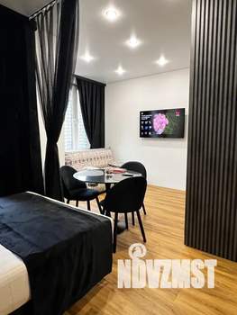 Студия квартира, посуточно, 30м2, 10/18 этаж