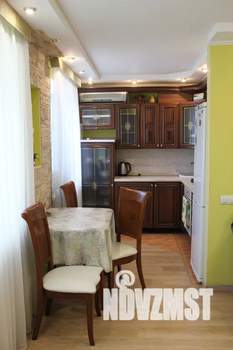 3-к квартира, посуточно, 59м2, 6/6 этаж