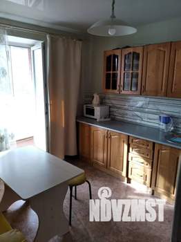 1-к квартира, посуточно, 42м2, 2/17 этаж