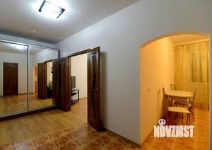 1-к квартира, посуточно, 49м2, 1/1 этаж