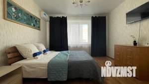 1-к квартира, посуточно, 42м2, 13/16 этаж