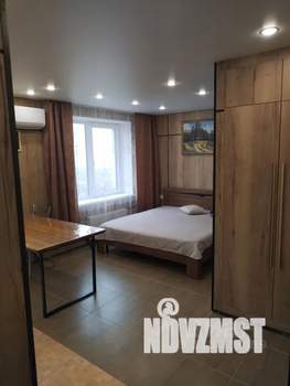 Студия квартира, посуточно, 30м2, 10/18 этаж